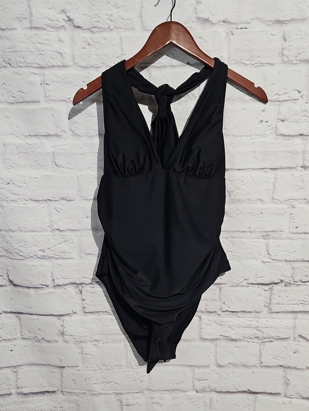 Cupshe Black V-Neck One-Piece Swimsuit with Tie Back